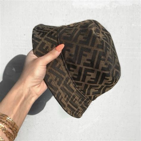 berretta donna fendi|fendi hats for women.